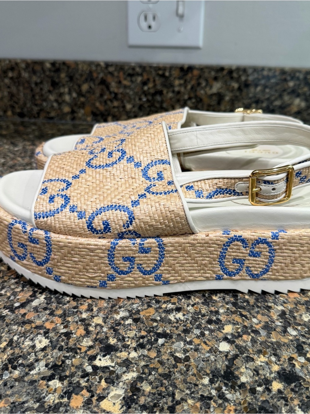 Gucci Beige Raffia Platform Sandals with Blue GG Motif 38.5 - Picture 5 of 7